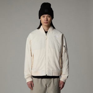 The North Face Bomber Jackor Herr Vita | NF0A34J5F
