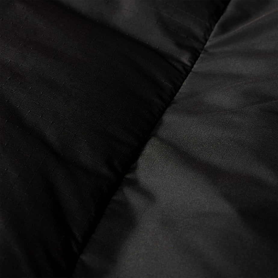 The North Face Limbara Insulated Väst Herr Svarta | NF0A94F8F